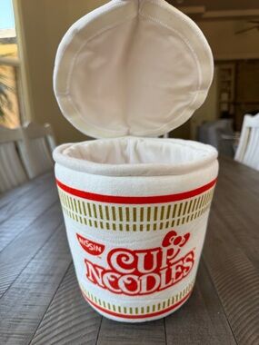 Nissin Cup Noodles - Hello Kitty Plush Container Kidrobot